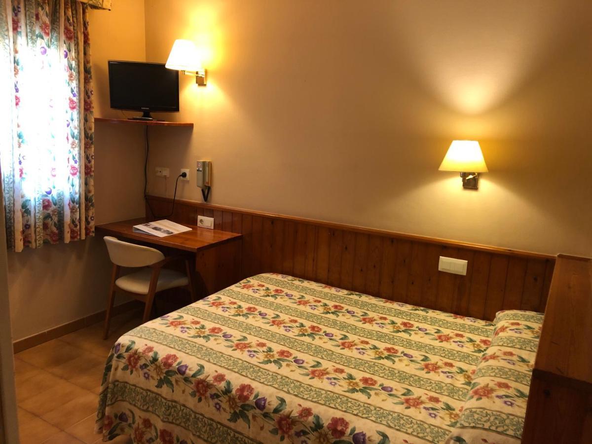 Casa Feliu Otel Santa Susanna Dış mekan fotoğraf