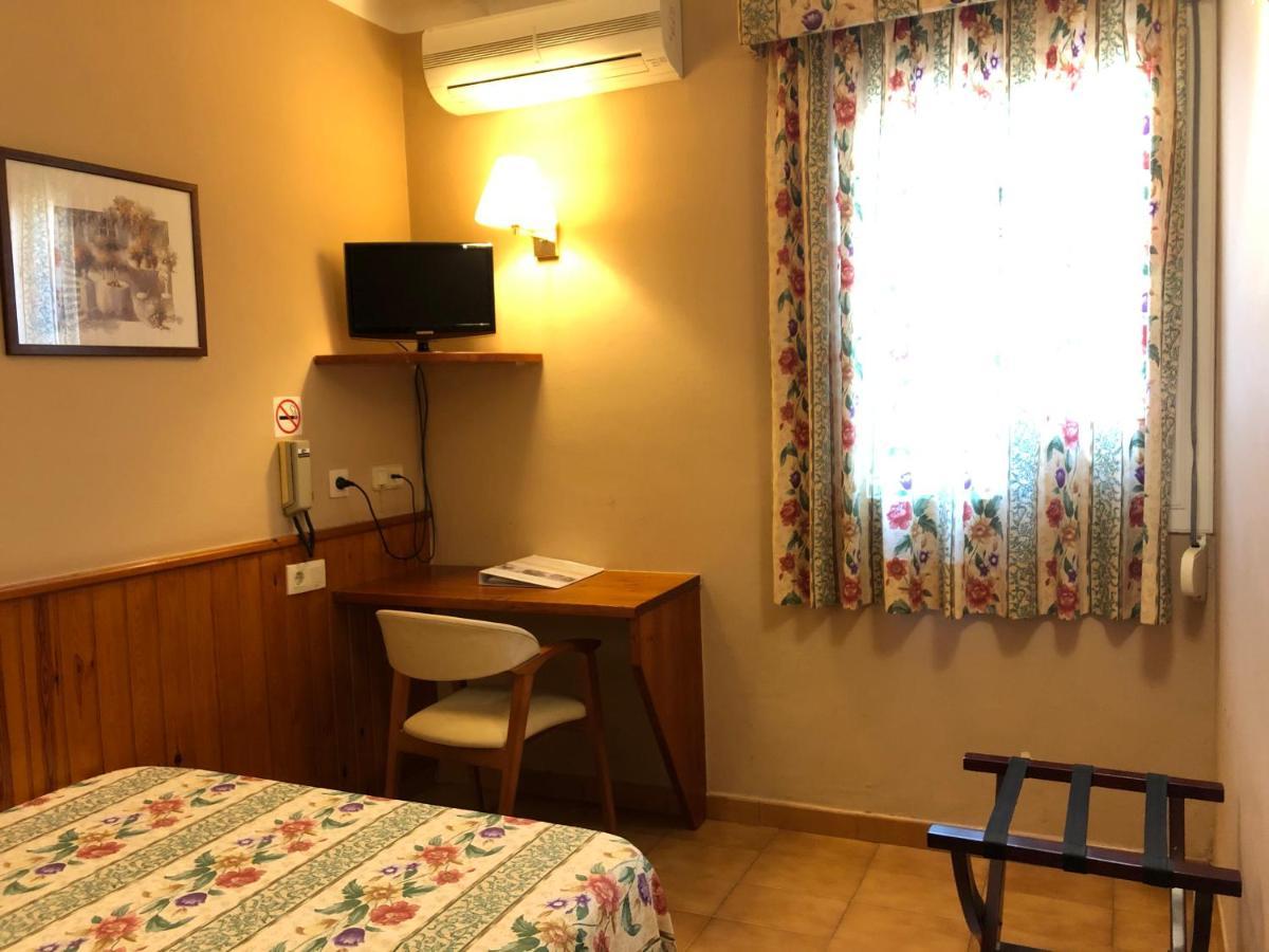 Casa Feliu Otel Santa Susanna Dış mekan fotoğraf